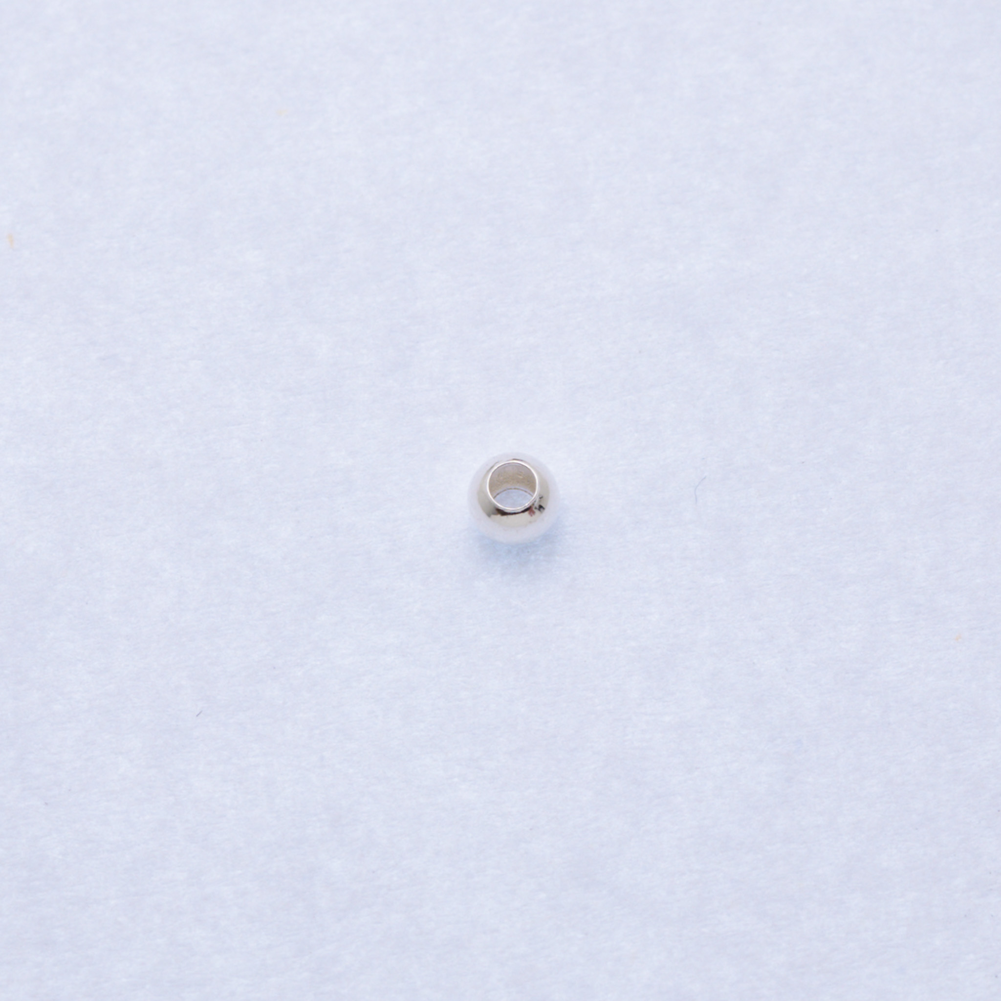 3672 Perlas redondas lisas de agujero grande de 3 mm